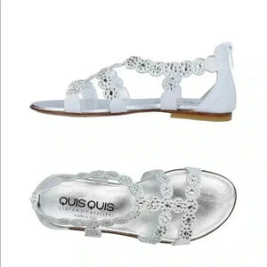 Quis Quis Rhinestone Sandals!